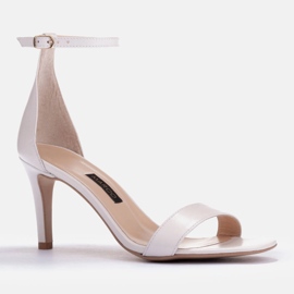 Marco Shoes Elegantní sandály vyrobené z kůže bílý 1