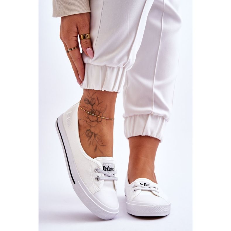 Dámské tenisky Lee Cooper LCW-23-31-1791L Bílé bílý 1