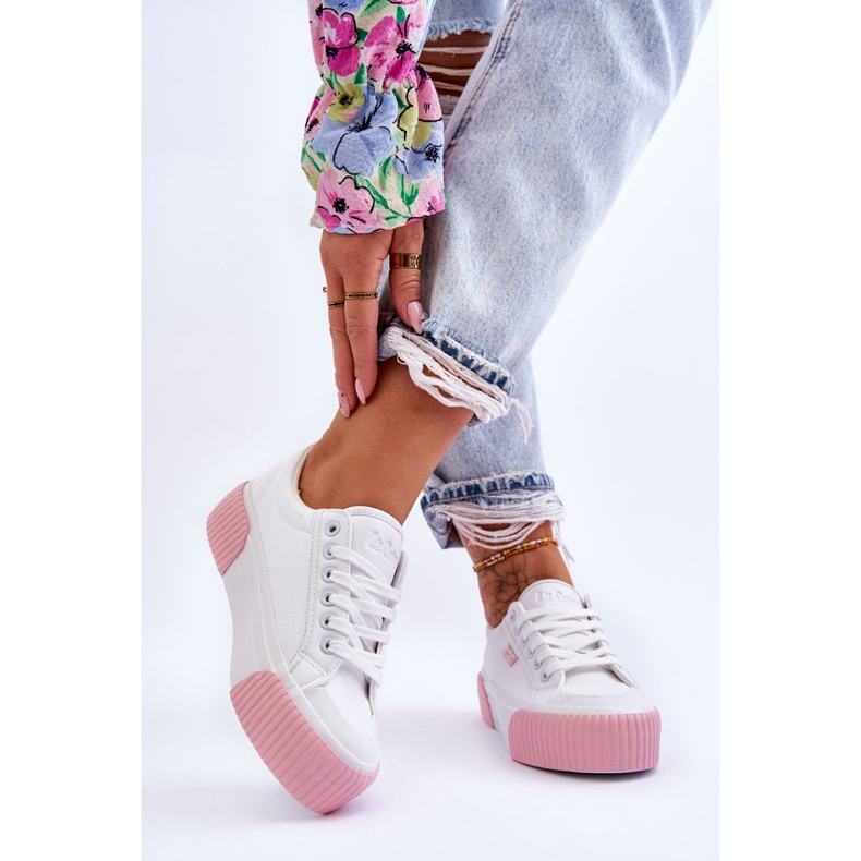 Bílé sportovní boty Lee Cooper LCW-23-31-1787L bílý 2
