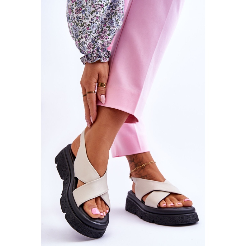 PE1 Módní béžové sandály na platformě Chester béžový 2