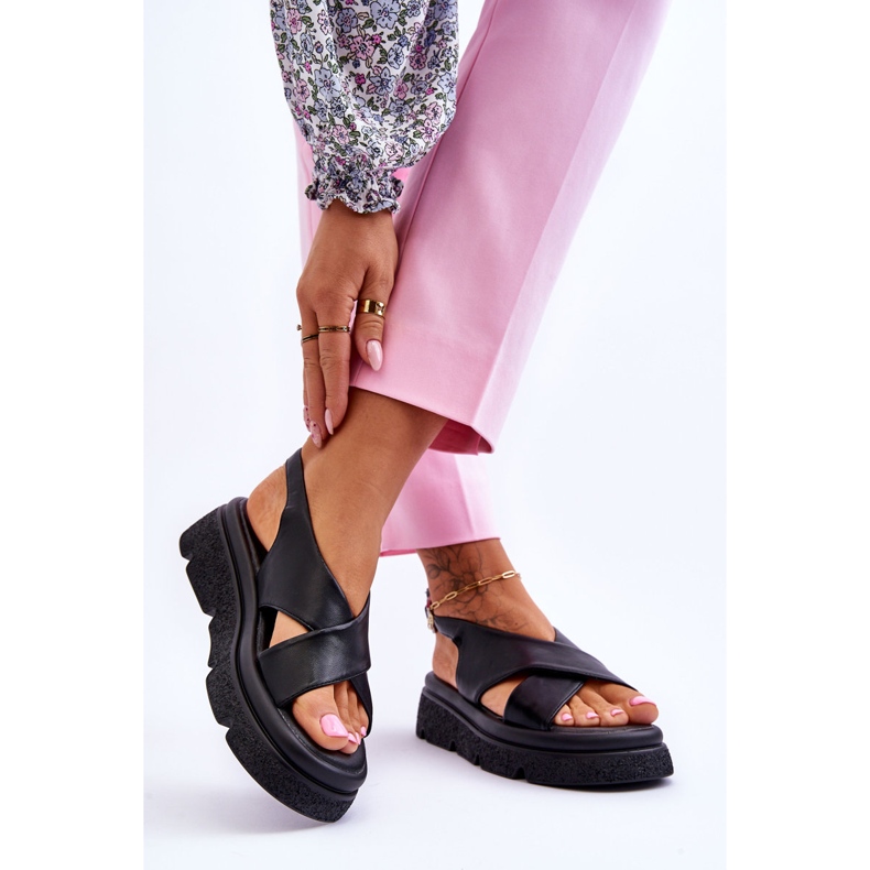 PE1 Módní černé sandály na platformě Chester černá 2