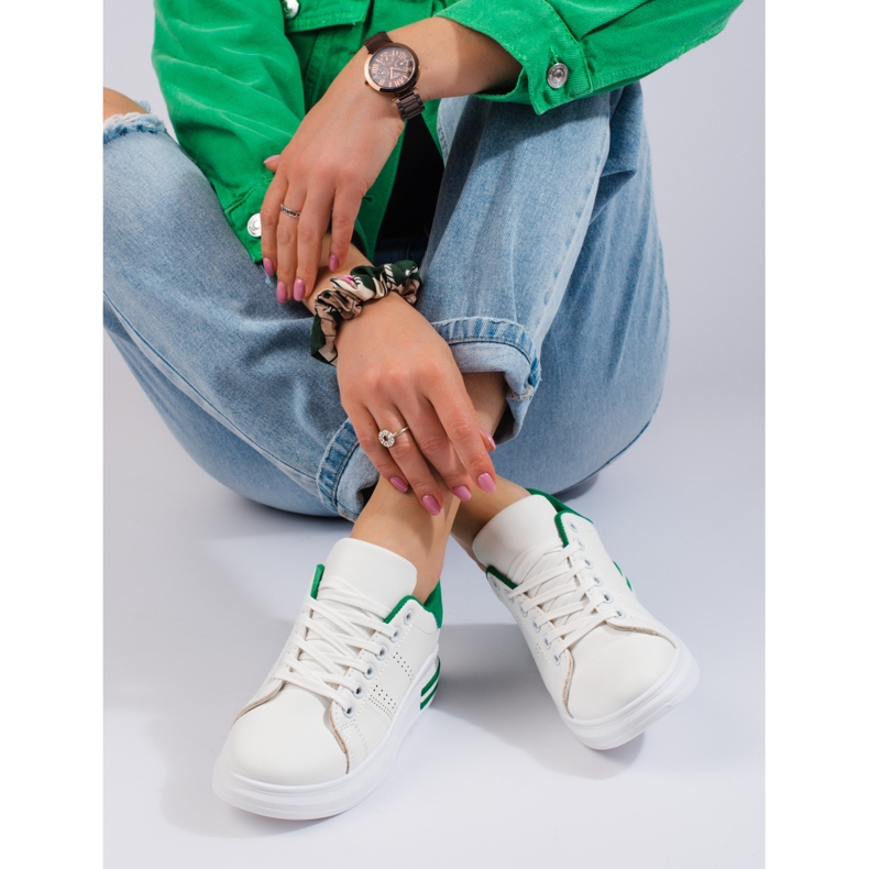 Bílé sportovní boty tenisky na platformě Shelovet bílý 1