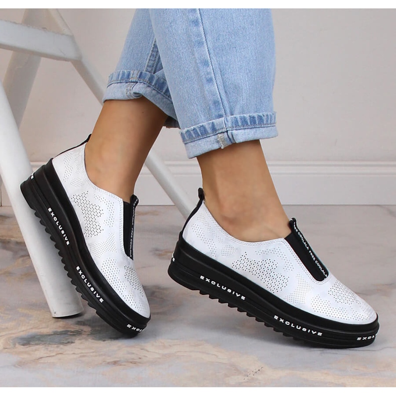 Kožené pohodlné nazouváky ažurové stříbrné S.Barski LR29089 stříbrný 1