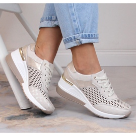 Kožené pohodlné prolamované boty na klínku béžové S.Barski LR29587 béžový 1 Kožené pohodlné prolamované boty na klínku béžové S.Barski LR29587 béžový 1