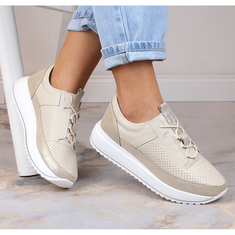 Dámské kožené sportovní boty na béžové platformě Artiker 52C1384 béžový 1