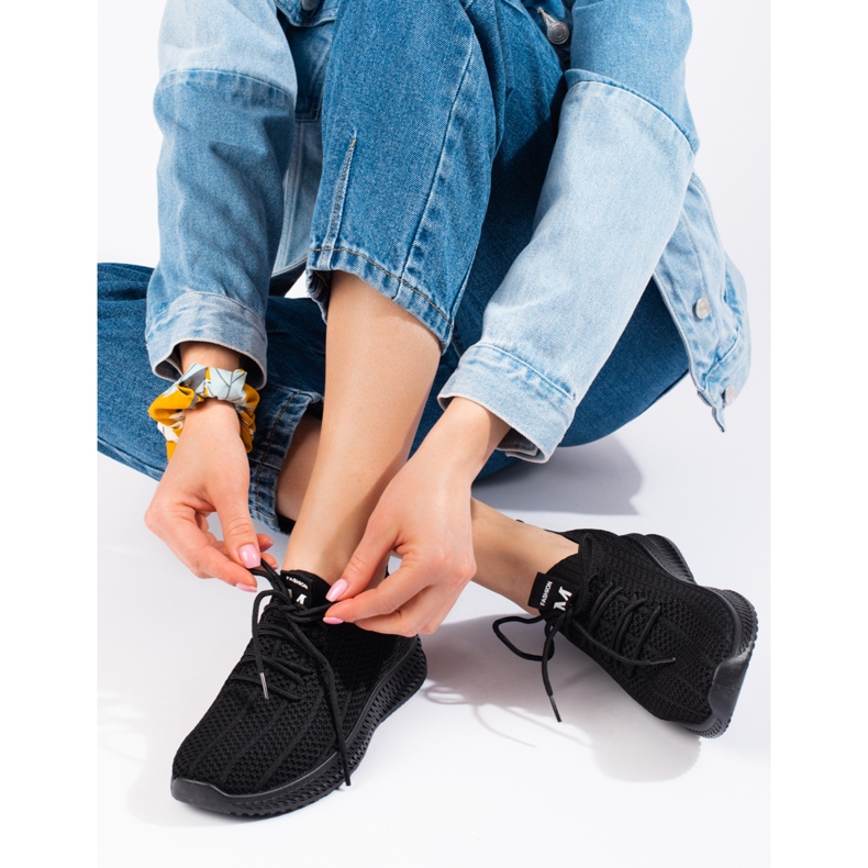 Lehká textilní dámská sportovní obuv Shelovet černá 1