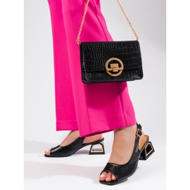 Černé sandály na nízkém ozdobném podpatku značky Vinceza černá 1