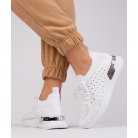 Shelovet bílé prolamované sportovní boty bílý 1 Shelovet bílé prolamované sportovní boty bílý 1