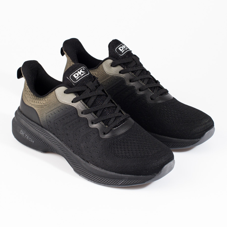 DK černé pánské sportovní boty černá 2