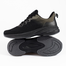 DK černé pánské sportovní boty černý 1