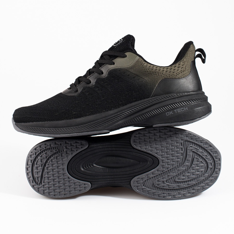 DK černé pánské sportovní boty černá 1