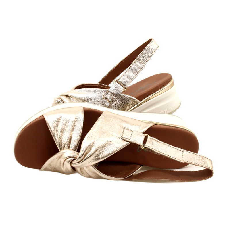 Caprice Platino kovové kožené sandály 9-28300-20 959 zlatý 7