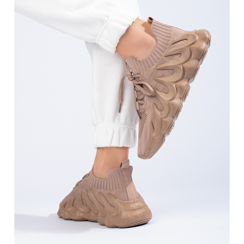 Dámské hnědé látkové tenisky Shelovet hnědý 2