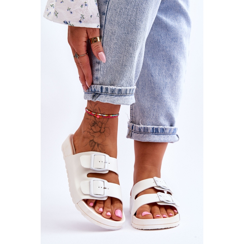 Dámské pantofle na platformě bílé Vertigo bílý 1