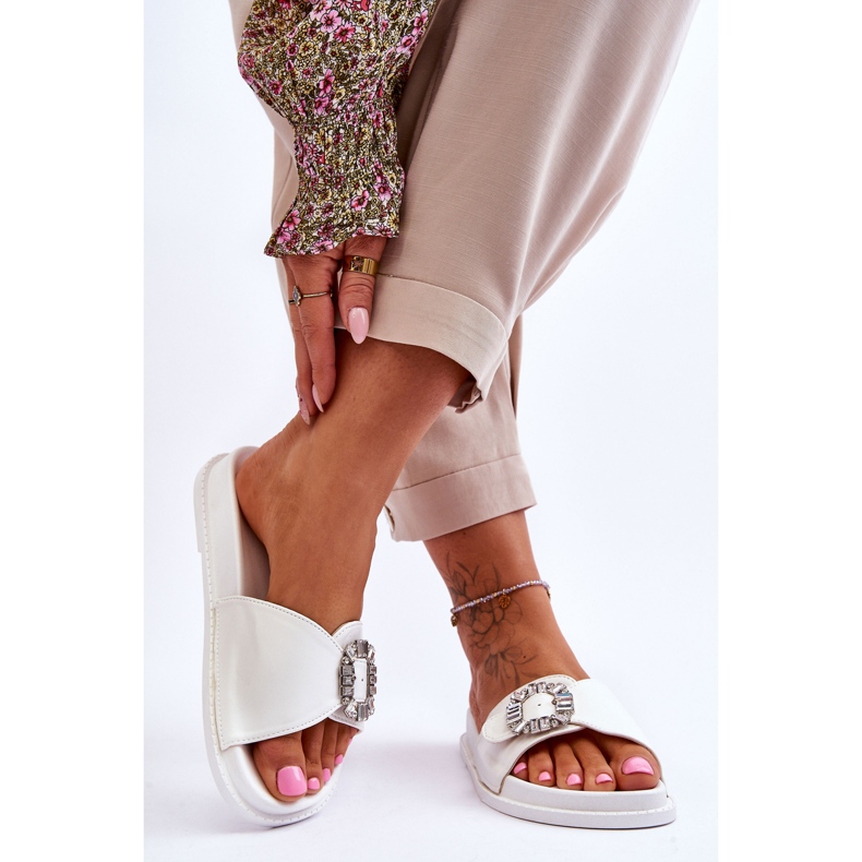 Dámské pantofle na platformě s ozdobou Bílá Beneca bílý 2