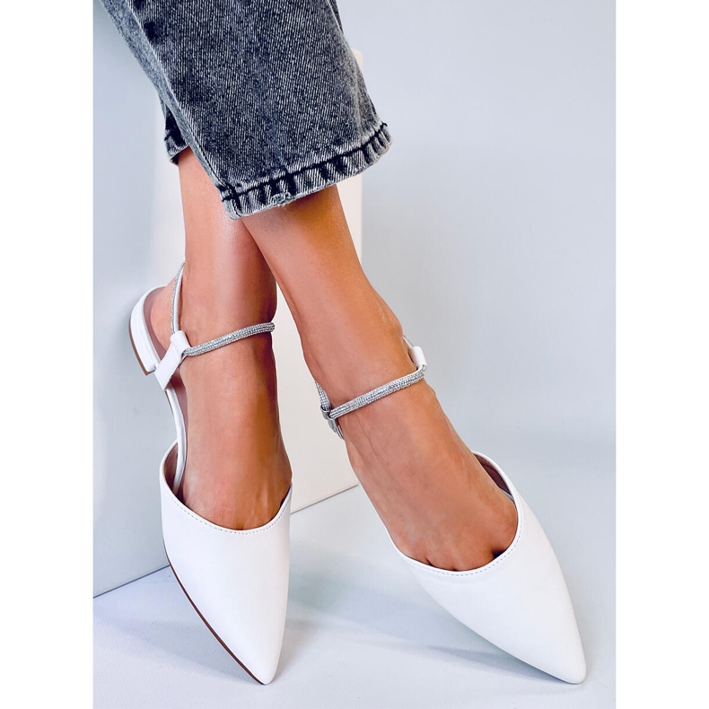 BM Baleríny s otevřeným podpatkem od Durie White bílý 2 BM Baleríny s otevřeným podpatkem od Durie White bílý 2