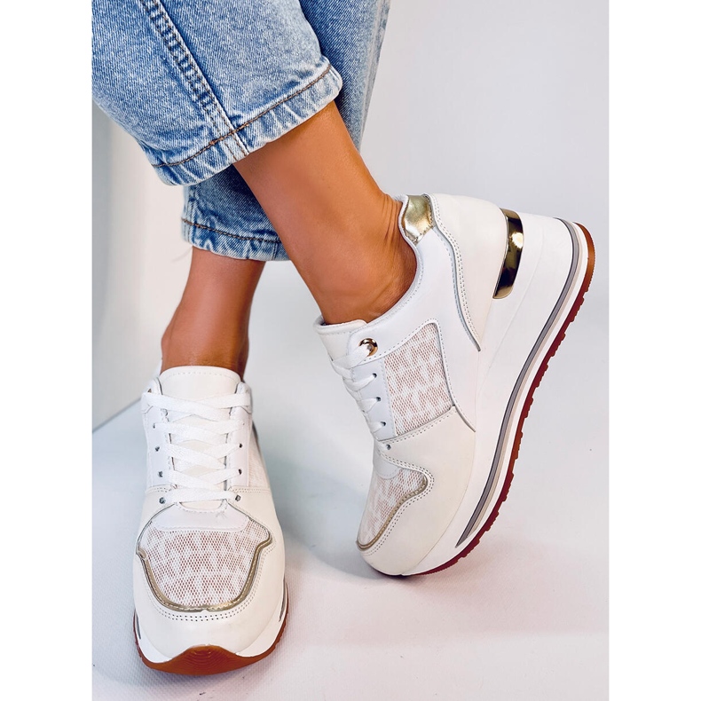 Béžové tenisky Gilmore na klínku béžový 1