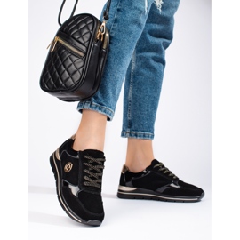 Černé kožené sportovní boty Shelovet černá 2