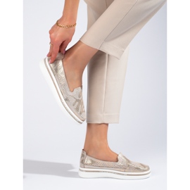 Kožené zlaté prolamované boty Shelovet zlatý 2