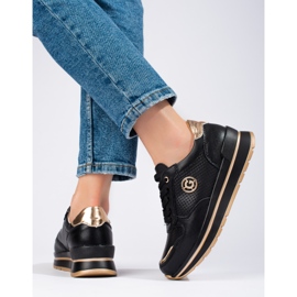 Černé kožené tenisky na platformě Shelovet černá 1