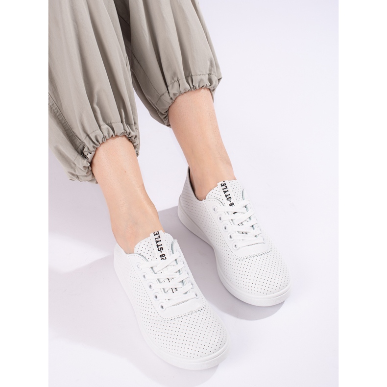 Prolamované bílé dámské tenisky Shelovet bílý 1
