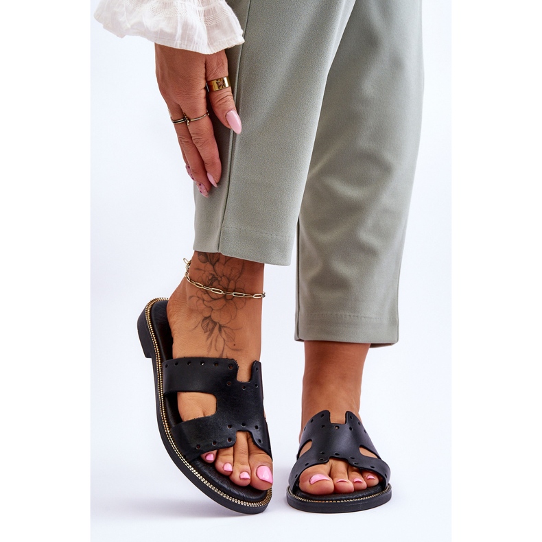 Lemar Dámské pantofle s ozdobnými výřezy Černá Emily 1 Lemar Dámské pantofle s ozdobnými výřezy Černá Emily 1