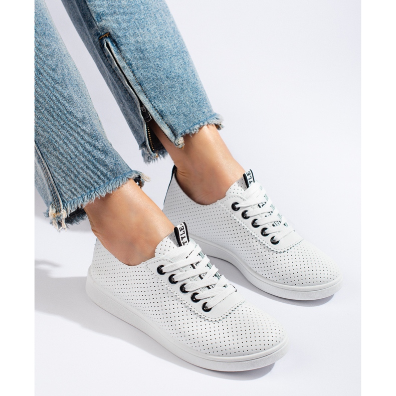 Prolamované bílé dámské tenisky Shelovet černá 2