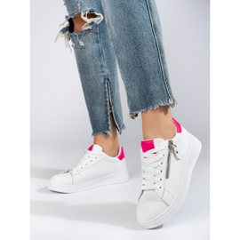 Klasické bílé dámské sportovní boty Shelovet bílý 1