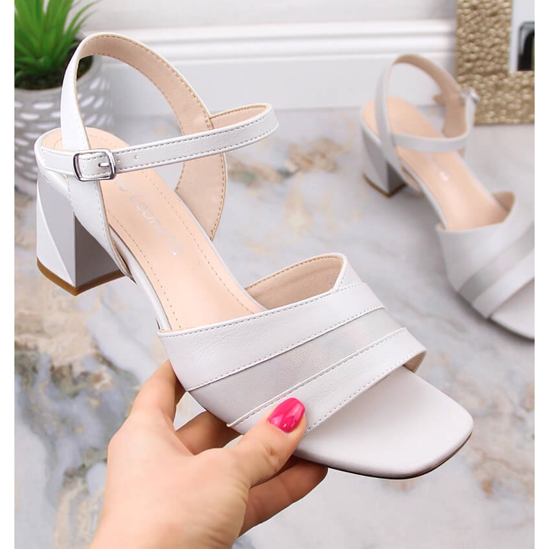 Dámské elegantní šedé sandály na sloupku Sergio Leone SK897 šedá 1