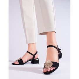 SHELOVET Dámské černé semišové sandály na nízkém podpatku černá 1