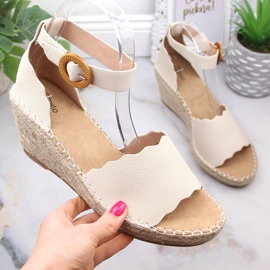 Dámské sandály eVento 5425 béžové espadrilky na klínku béžový 1