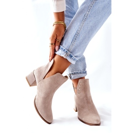 Lewski Shoes Dámské semišové kozačky s výřezy Lewski Cappuccino 3074 / B béžový 2 Lewski Shoes Dámské semišové kozačky s výřezy Lewski Cappuccino 3074 / B béžový 2