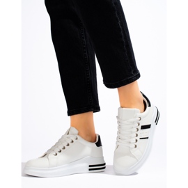 Bílé dámské sportovní boty Shelovet bílý 1