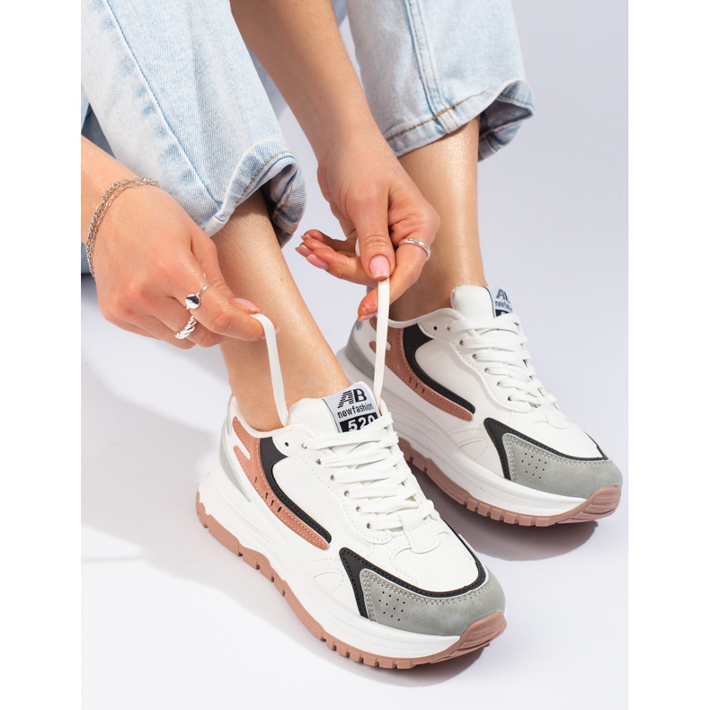 Dámské tenisky na silné podrážce Shelovet bílé bílý 1