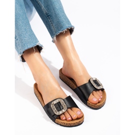 Pohodlné dámské černé pantofle na platformě Shelovet černá 2