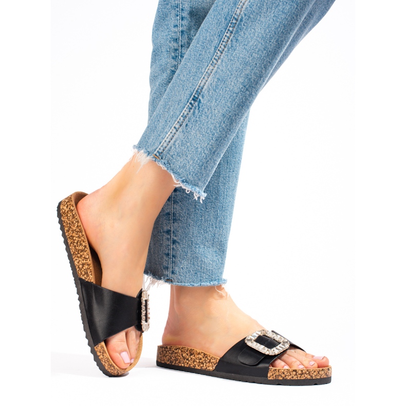 Pohodlné dámské černé pantofle na platformě Shelovet černá 1