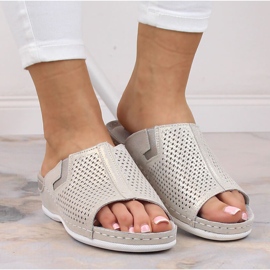 S.Barski Dámské kožené pantofle na stříbrném klínku S. Barski stříbrný 1