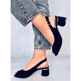 BM Černé sandály na podpatku Venus černá 2