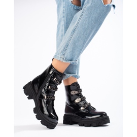 Klasické nízké dámské kozačky Shelovet z ekologického semiše černá 1