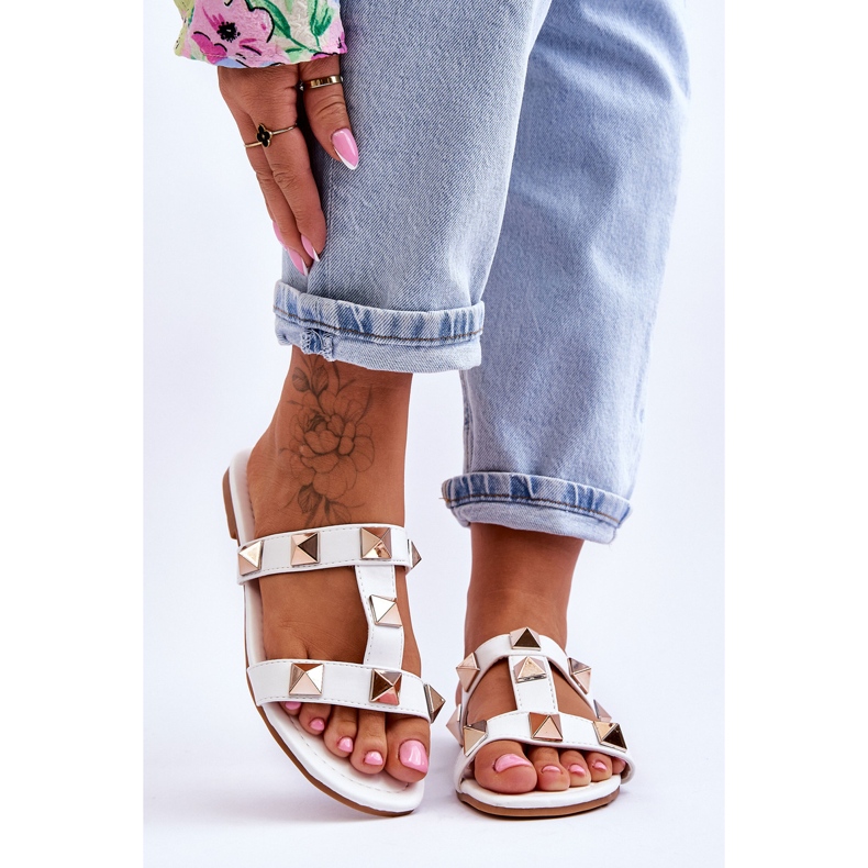 Dámské sandály s velkými cvočky bílé Mercure bílý 1