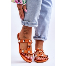 Oranžové dámské pantofle Mercure s velkými cvočky oranžový 1 Oranžové dámské pantofle Mercure s velkými cvočky oranžový 1