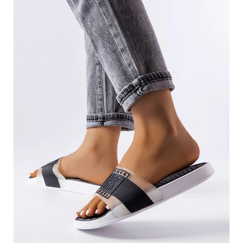 Černé gumové pantofle z Paříže černá 1