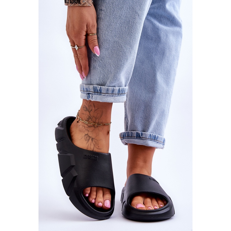 Dámské lehké pěnové pantofle Big Star LL274594 Černé černá 2