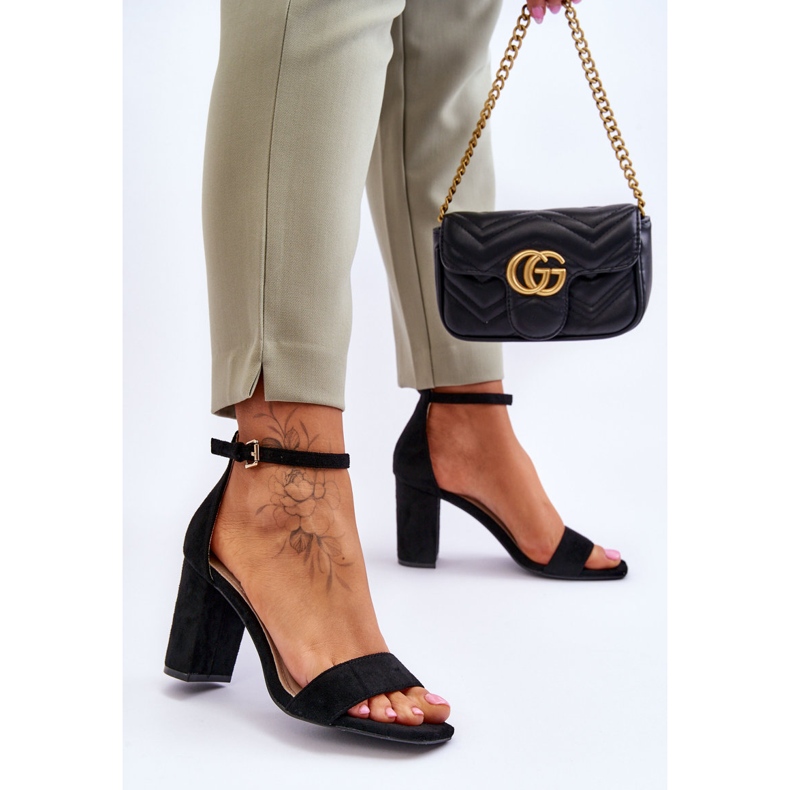 Dámské klasické semišové sandály Black Passo černá 2