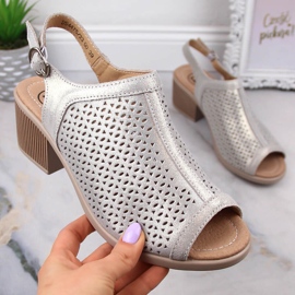 Kožené pohodlné sandály pro ženy se zlatými podpatky Filippo DS4475 1