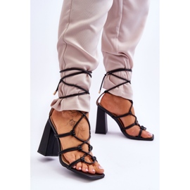 Kožené sandály na podpatku Black Amare černá 2