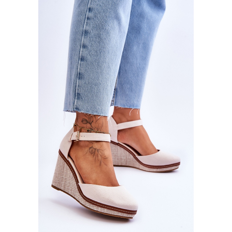 PS1 Dámské klasické sandály na klínu Béžová Malani béžový 2