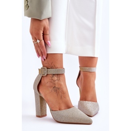 Lesklé lodičky na vysokém podpatku Gold True Love zlatý 1