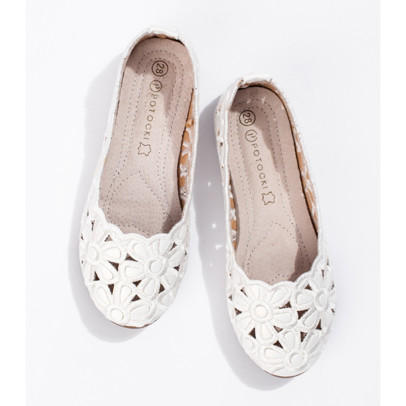 W. Potocki Bílé prolamované baleríny Potocki pro dívky bílý 1 W. Potocki Bílé prolamované baleríny Potocki pro dívky bílý 1