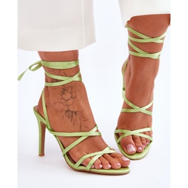 Dámské Sandály Vázané Na Zeleném Podpatku Meya zelená 1 Dámské Sandály Vázané Na Zeleném Podpatku Meya zelená 1